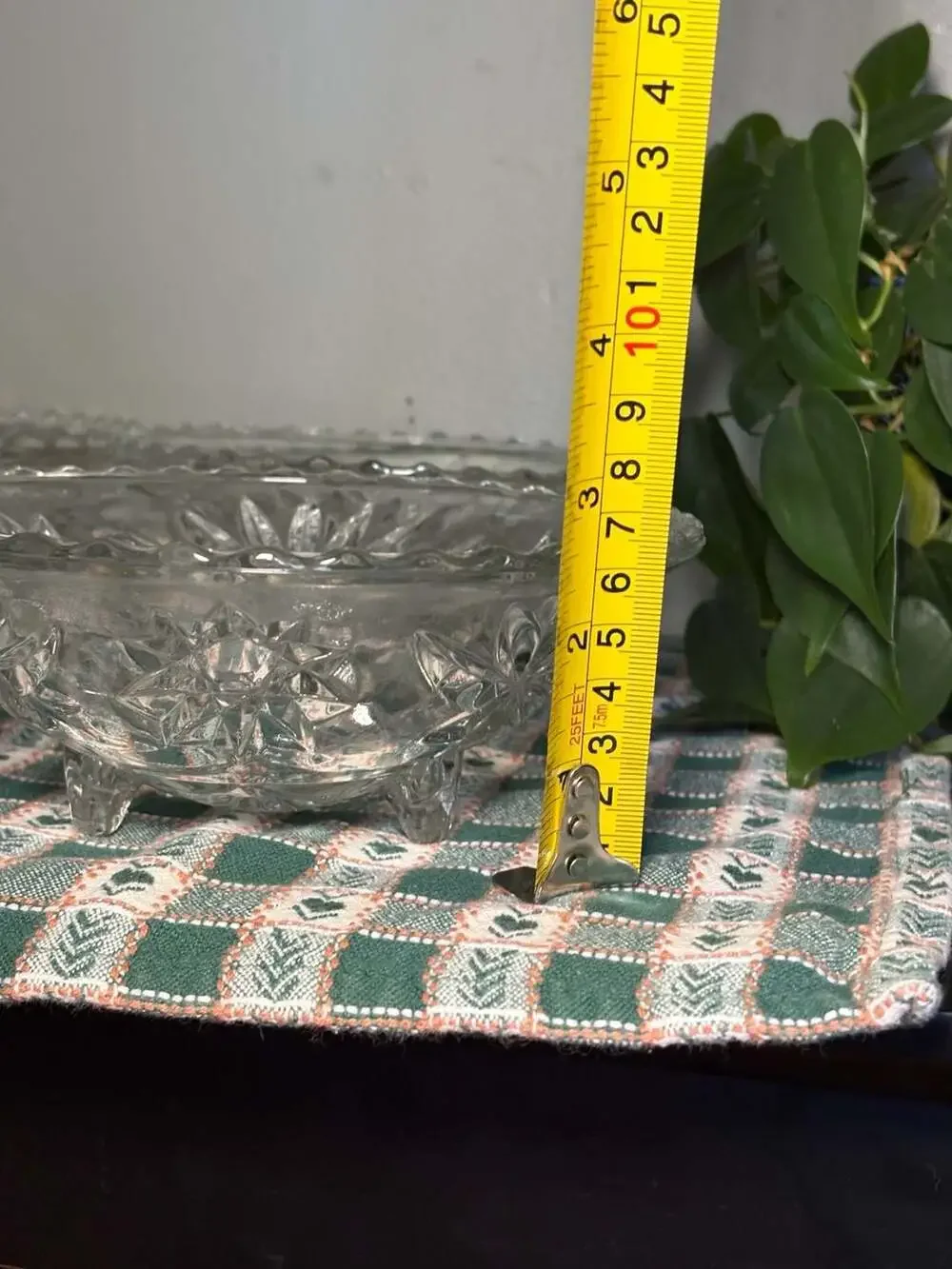 4 Vintage Anchor Hocking Early American Prescut (EAPC) Footed Clear Glass Bowls